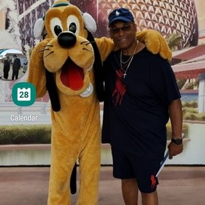 Meet your Posher, Ronald